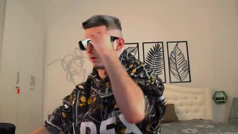 devin_ho online show from February 27, 1:52 am