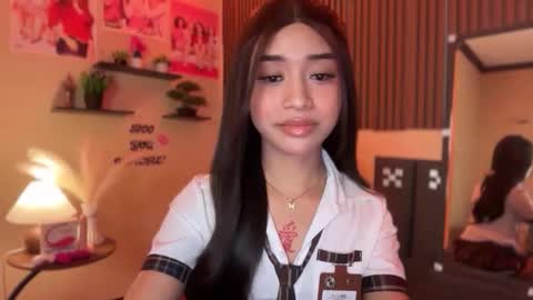 Snapshot of devine_goddessx chatting on October 7, 1:07 pm Devine Greyson online show from October 7, 1:07 pm
