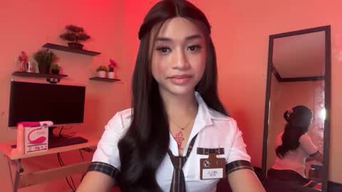 Snapshot of devine_goddessx chatting on September 20, 10:29 am Devine Greyson online show from September 20, 10:29 am