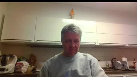 Snapshot of devon_nite chatting on January 27, 12:01 am Devon online show from January 27, 12:01 am