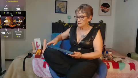 Devora online show from November 8, 9:18 pm