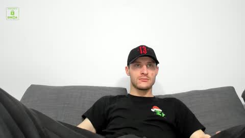 deymond_russo online show from February 15, 5:33 pm