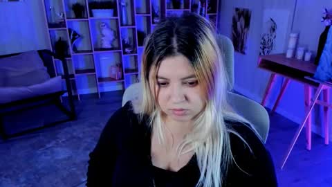 Dia online show from September 11, 6:20 pm