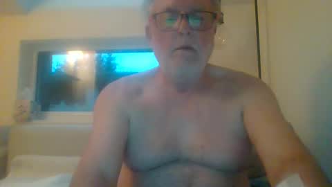 dial76 online show from March 11, 6:08 am