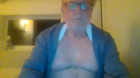 dial76 online show from March 8, 4:45 am