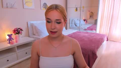diamond_milady online show from May 26, 2:23 pm