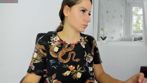 Snapshot of diamondkay_ chatting on October 7, 8:10 am diamondkay_ online show from October 7, 8:10 am