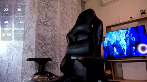 diamondss_1 online show from June 6, 12:11 pm