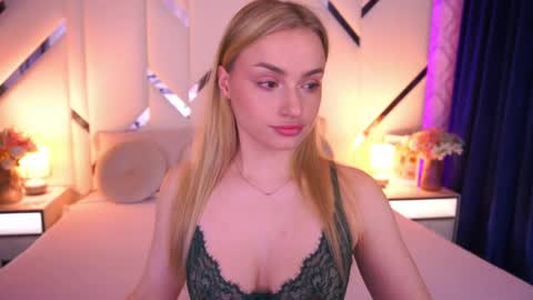 diana_nova online show from May 25, 6:52 am
