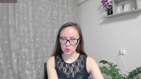 Diana online show from April 14, 9:07 pm