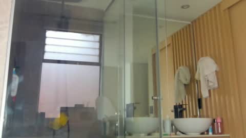 dianac1998 online show from April 11, 4:33 pm