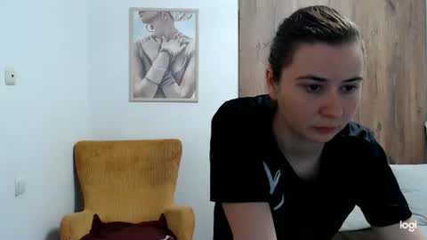 dianasmiey7 online show from June 3, 9:45 am