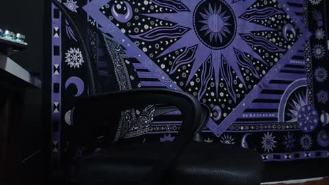 DICAPRIO online show from February 7, 7:49 pm