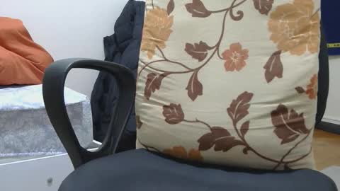 diersev online show from November 18, 10:35 pm