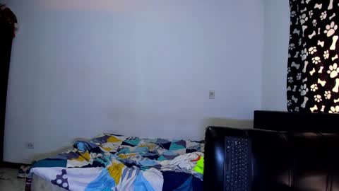 Snapshot of diiego_xxx chatting on October 9, 8:25 pm diiego_xxx online show from October 9, 8:25 pm