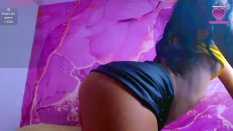 diiosa_latina online show from July 6, 7:16 pm