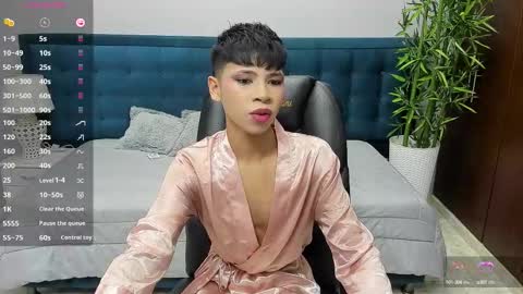  DILAN online show from October 14, 6:00 pm