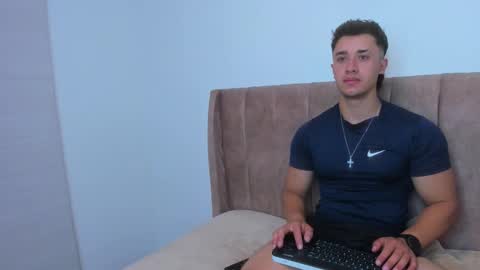 Snapshot of dilan_coy chatting on September 28, 3:04 am Dilan Coy online show from September 28, 3:04 am