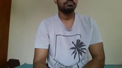 Snapshot of dilip_09 chatting on December 27, 3:31 am dilip_09 online show from December 27, 3:31 am