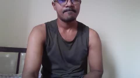 Snapshot of dilip_09 chatting on September 13, 2:58 am dilip_09 online show from September 13, 2:58 am