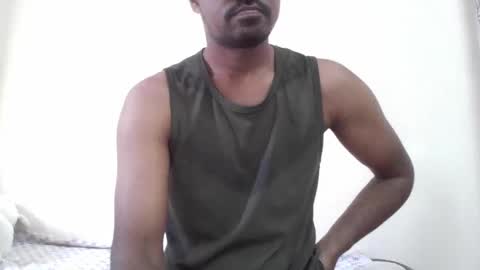 Snapshot of dilip_09 chatting on February 19, 11:57 pm dilip_09 online show from February 19, 11:57 pm