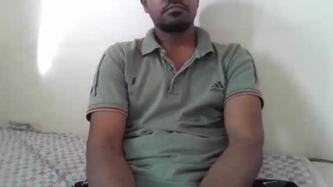 Snapshot of dilip_09 chatting on January 18, 1:52 am dilip_09 online show from January 18, 1:52 am