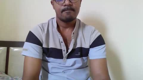 Snapshot of dilip_09 chatting on September 16, 3:30 am dilip_09 online show from September 16, 3:30 am