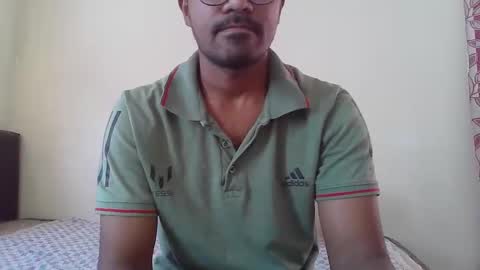 Snapshot of dilip_09 chatting on January 29, 8:51 am dilip_09 online show from January 29, 8:51 am