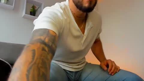 Snapshot of dimitri_master chatting on October 6, 8:15 pm Angel Dimitri online show from October 6, 8:15 pm