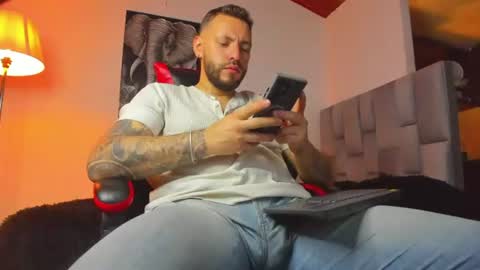 Angel Dimitri online show from June 18, 4:18 am