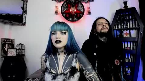 Snapshot of dimmuanddarkness chatting on October 22, 6:16 am dimmuanddarkness online show from October 22, 6:16 am
