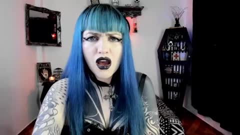 Snapshot of dimmuanddarkness chatting on October 2, 8:02 am dimmuanddarkness online show from October 2, 8:02 am