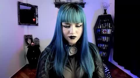 Snapshot of dimmuanddarkness chatting on October 8, 8:53 am dimmuanddarkness online show from October 8, 8:53 am
