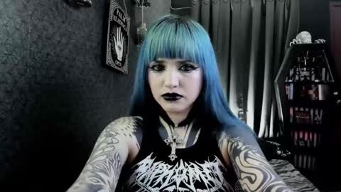 Snapshot of dimmuanddarkness chatting on February 20, 4:18 am dimmuanddarkness online show from February 20, 4:18 am