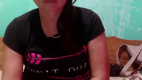 Snapshot of dimple_42 chatting on February 27, 10:55 am Dimple online show from February 27, 10:55 am