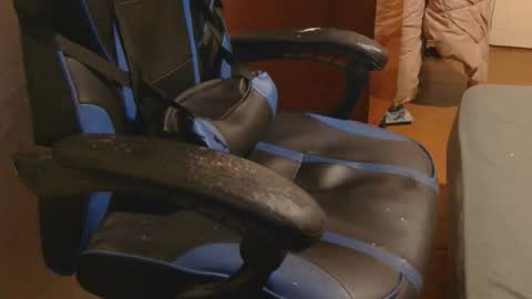 din130 online show from March 17, 6:35 pm