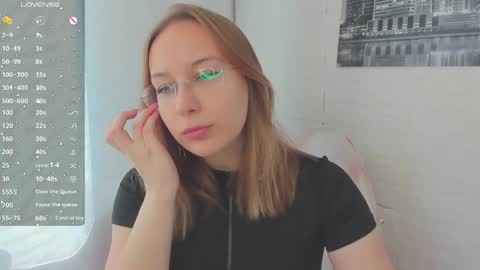 Dina online show from April 3, 7:37 am