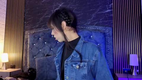 Snapshot of diosaa_golden chatting on September 25, 8:38 pm DIOSA online show from September 25, 8:38 pm