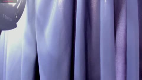 Snapshot of diosavera chatting on September 22, 7:29 pm diosavera online show from September 22, 7:29 pm