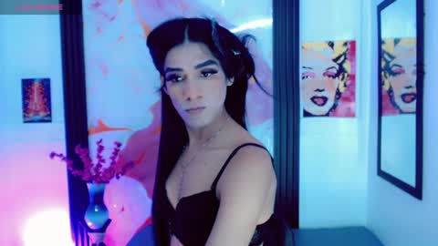 Diosiris Riannys online show from April 6, 7:37 pm