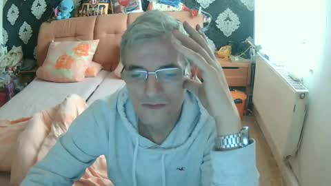 Adam Carla online show from January 4, 9:32 am