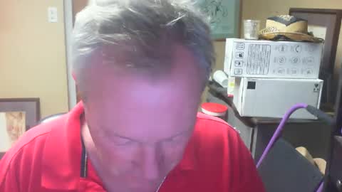 DirtkPitt Fun guy working online show from December 17, 2:01 am