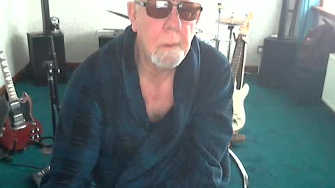 dirtboy_1 online show from June 16, 7:34 am