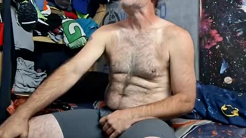 dirtmcgirt82 online show from February 16, 5:49 am