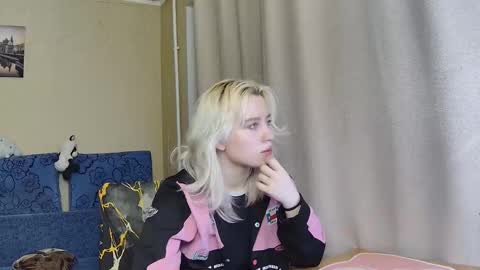 Dirty Kiss69 online show from March 3, 7:32 pm