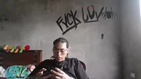 dirty model online show from March 16, 10:47 pm