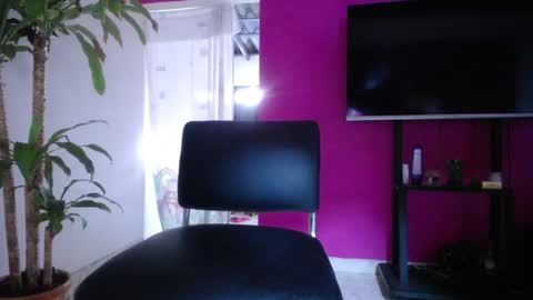 Snapshot of dirtydanielaporno1 chatting on January 27, 8:07 pm whats app - stagram marian doll online show from January 27, 8:07 pm