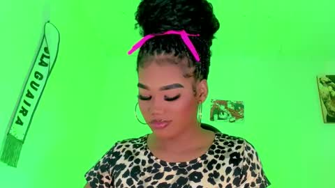 Naomy  online show from September 27, 4:54 am