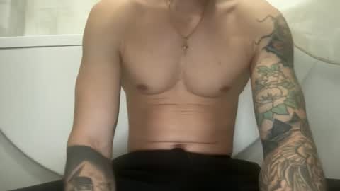 Snapshot of dirtyprettyboi chatting on October 19, 12:10 pm buy tokens with link online show from October 19, 12:10 pm