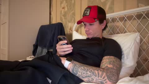 Snapshot of dirtyprettyboi chatting on February 17, 7:01 pm buy tokens with link online show from February 17, 7:01 pm
